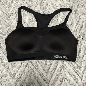 Victoria secret sports bra size 34C